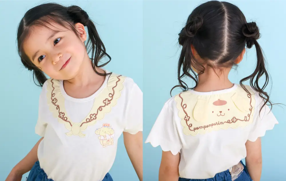 セーラー襟風Tシャツ：フロントのパッチ刺繍とスカラップ袖のデザイン詳細