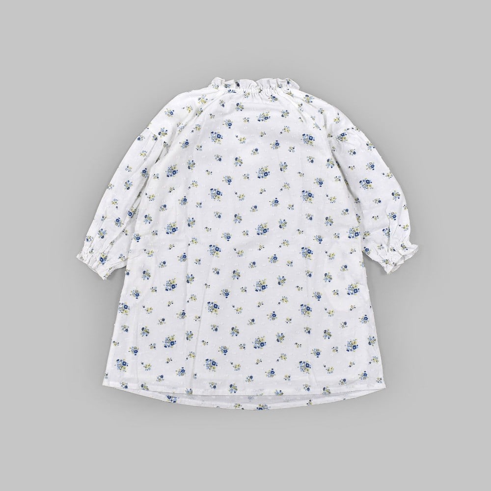 Bebe べべ Bebe Mall Official Online Storeフラワー 花 総柄 ワンピース 90 130cm 90cm ホワイト系 ワンピース ベベ モール オフィシャルオンラインストア