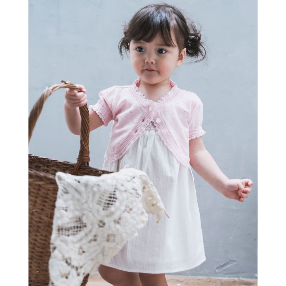 Bebe べべ Bebe Mall Official Online Storeレース ストライプ スモッキング ワンピース 80 100cm 80cm オフホワイト 新生児 ベビー ベベ モール オフィシャルオンラインストア