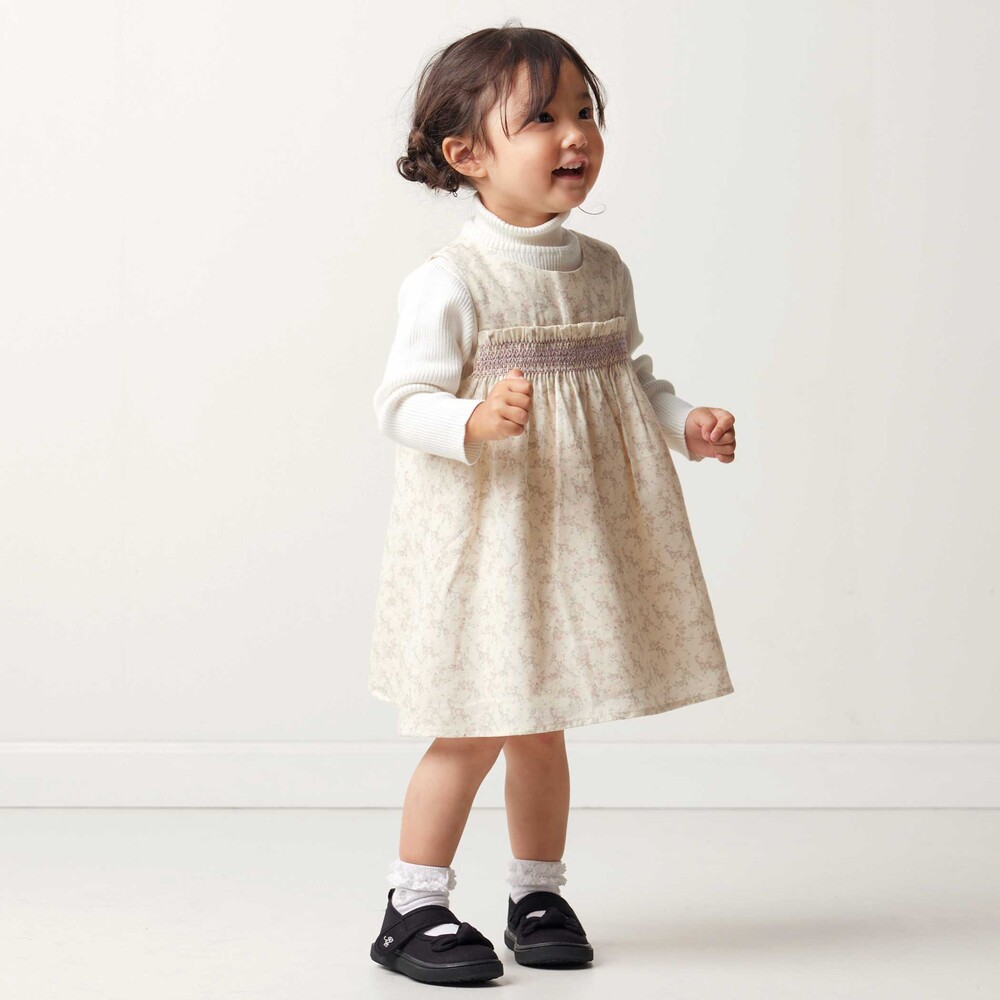 【お揃い】ネル起毛小花柄スモッキングジャンパースカート(80~90cm) オフホワイト系 80cm