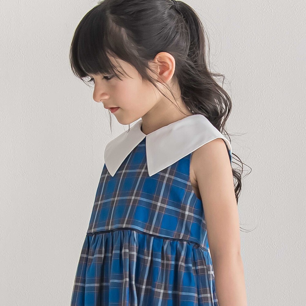 【お揃い】【神戸タータン×BeBe】BIGカラーチェックギャザーワンピース(90~150cm) ブルー系 90cm