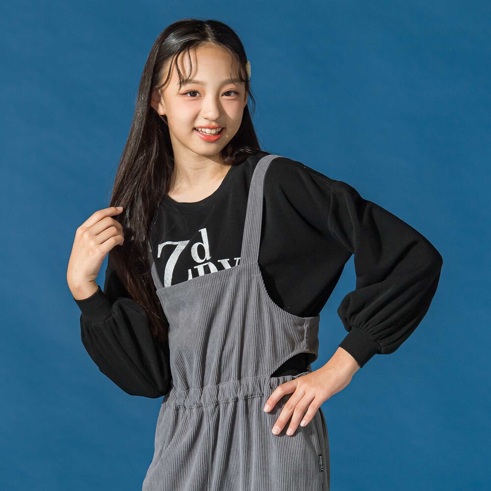 箔プリントトレーナー(130~160cm) ブラック 130cm