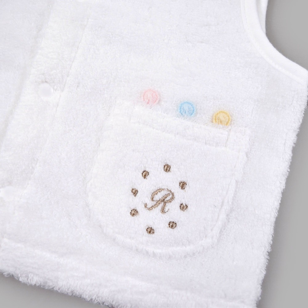新生児からOK ベビーベスト 柔らか無撚糸 むんねんし パイル 中わた入り 木馬刺繍 19202 公式サイト