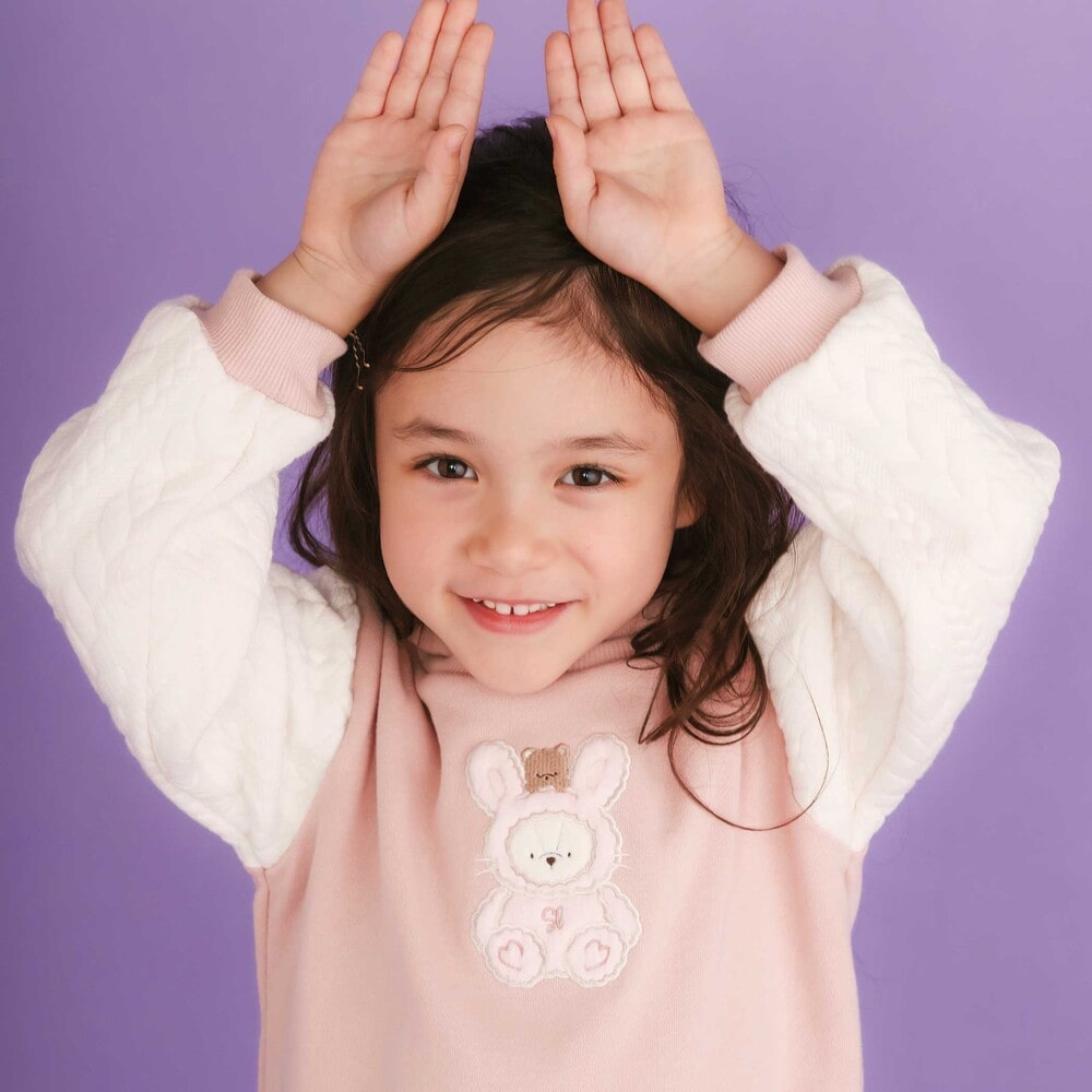 ウサギネコアニマルふわふわパッチ刺しゅう袖切り替えフーディーワンピース(80~130cm) ピンク(ウサギ) 80cm