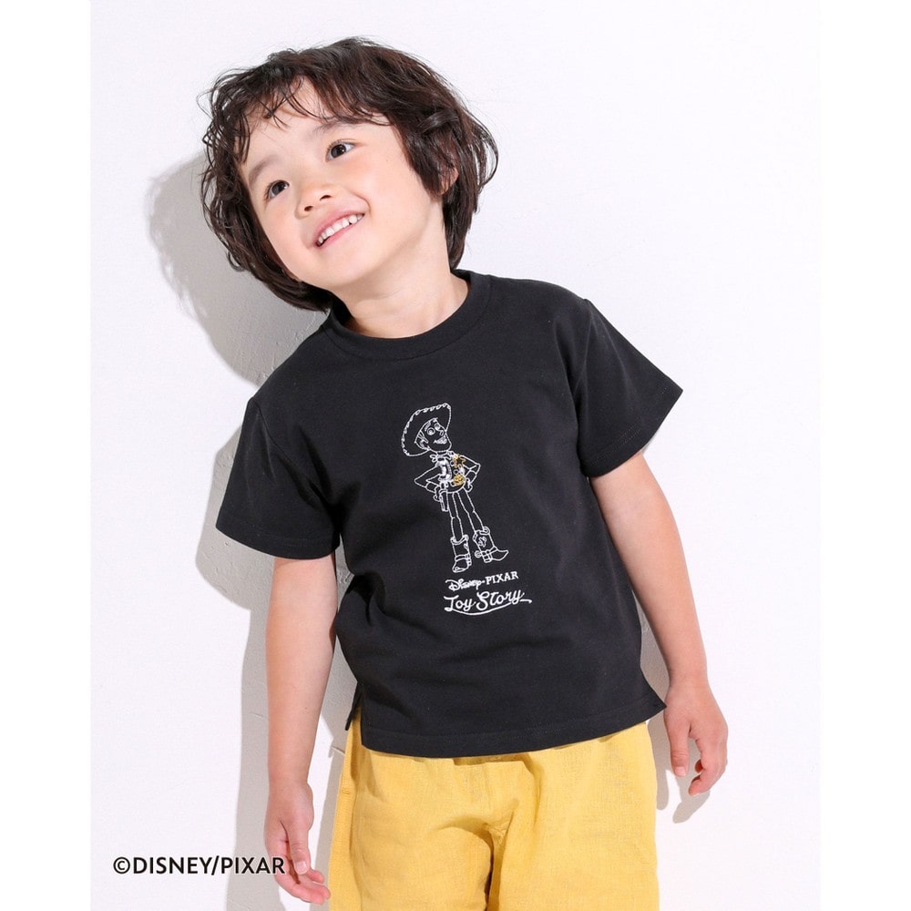 Bebe べべ Bebe Mall Official Online Store Disney ミッキーマウス トイ ストーリー ミニーマウス くまのプーさん ラプンツェル 刺繍 半袖 Tシャツ 80 130cm 80cm オフホワイト トップス ベベ モール オフィシャルオンラインストア