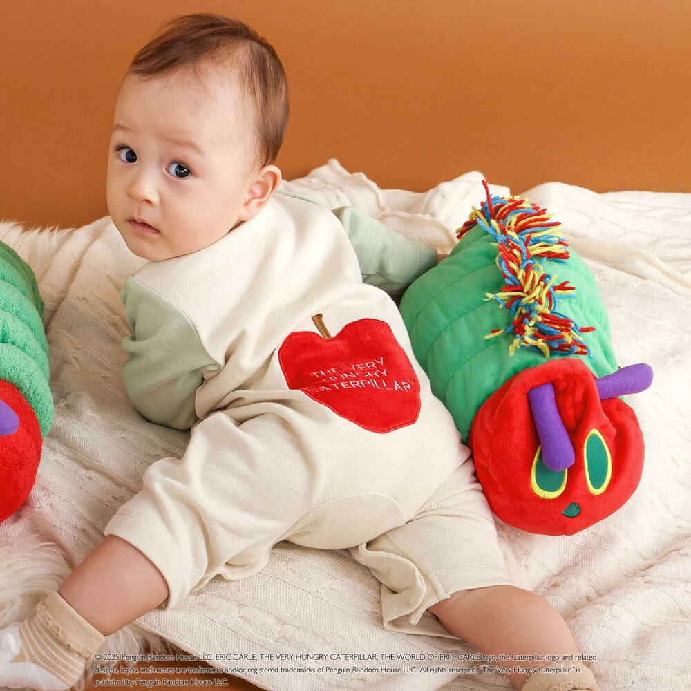 【絵本コラボ-はらぺこあおむし-】袖配色おしりパッチカバーオール(70~80cm) グリーン(リンゴ) 70cm