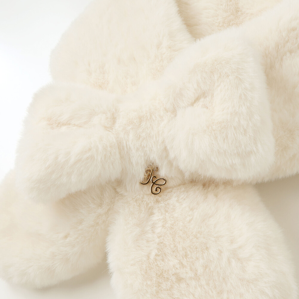 リボンふわふわファーマフラー オフホワイト ワンサイズ