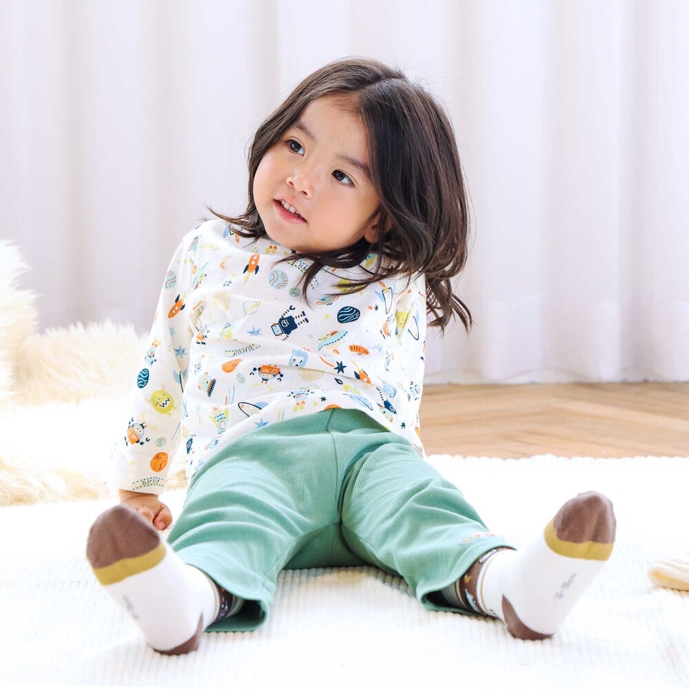 【スララク/防汚加工/オーガニックコットン】わくわくデザイン男の子長袖Tシャツ(80~130cm) ネイビー×ワニ恐竜消防車 80cm