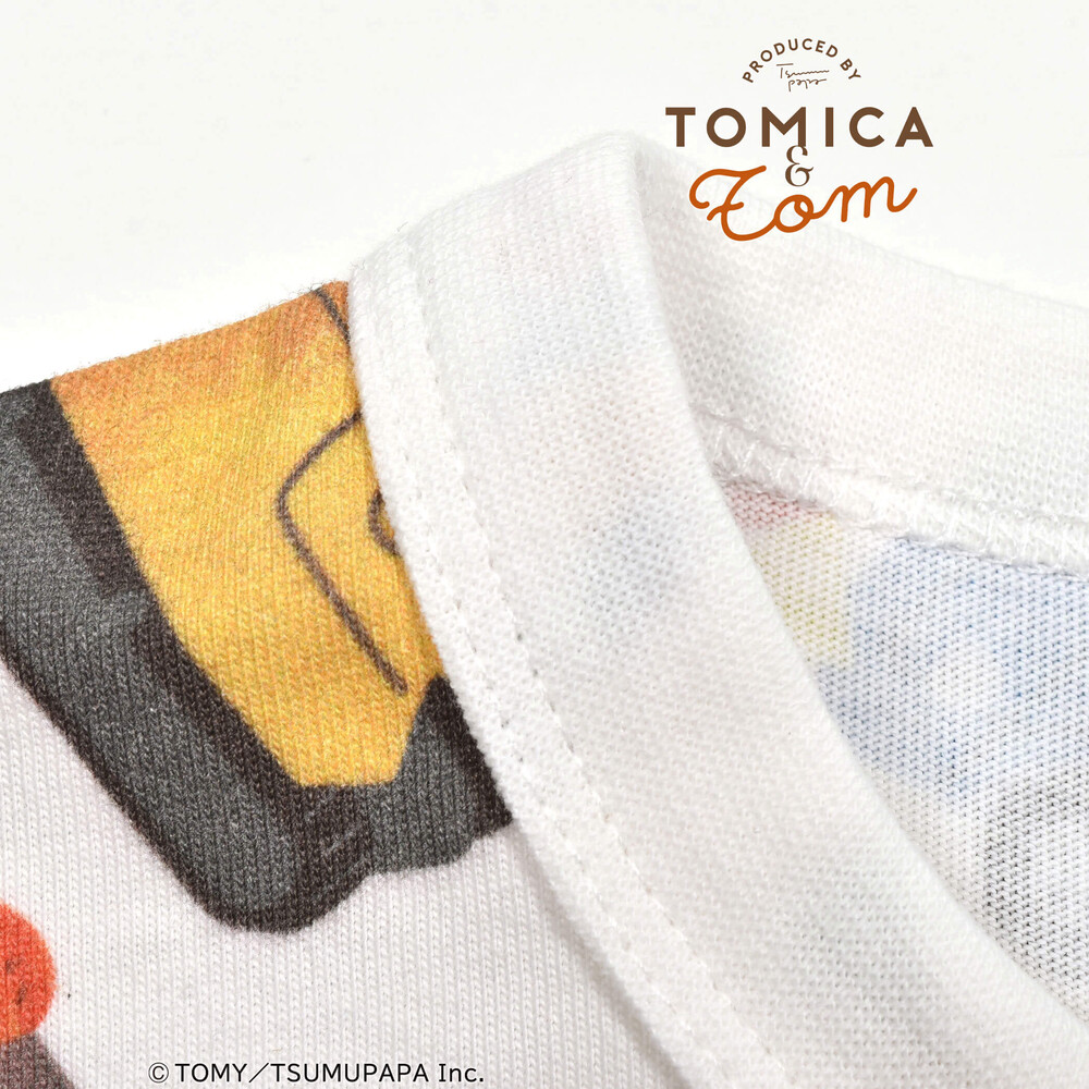 【トミカとトム×SLAPSLIPコラボアイテム】はたらくくるま総柄Tシャツ(80~120cm) オフホワイト系 80cm