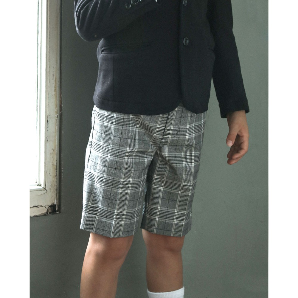 ブラック系