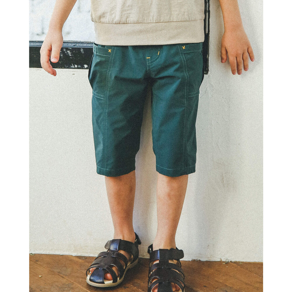 グリーン