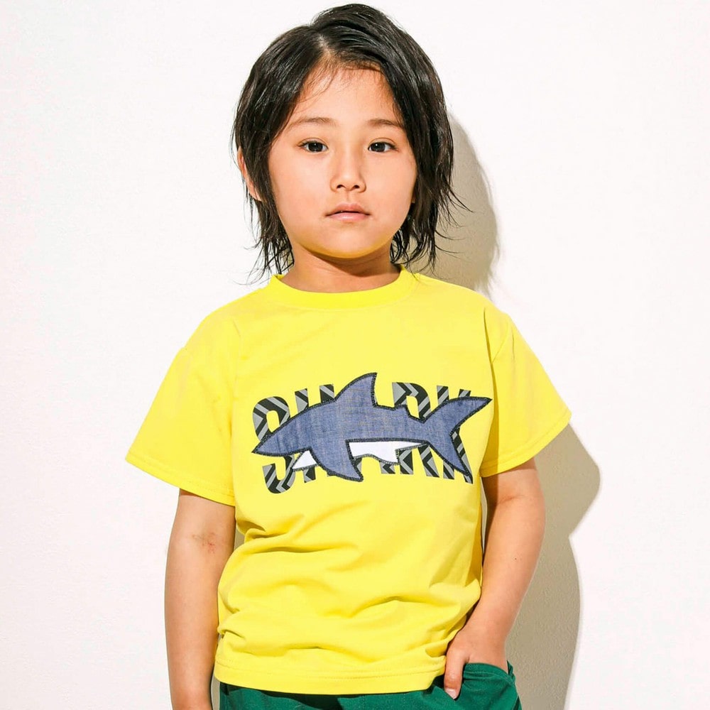 接触冷感】サメパッチワークTシャツ(100~160cm)(100cm イエロー):  トップス【女の子・男の子の子ども服と言えば】【接触冷感】サメパッチワークTシャツ(100~160cm)(100cm イエロー):  トップス【女の子・男の子の子ども服と言えば】-子供服べべの公式通販サイト 「BEBE ...