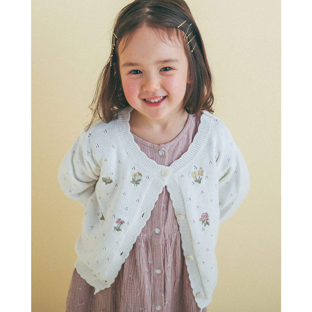お揃い 花 刺繍 透かし編み ニット カーディガン 90 130cm 90cm オフホワイト トップス 子供服べべの公式通販サイト Bebe Mall
