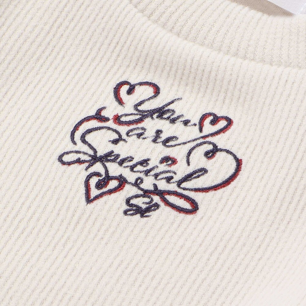 【お揃い】ハートいっぱい刺しゅうモチーフ切り替えチェックドッキングトレーナー(80~130cm) オフホワイト 80cm