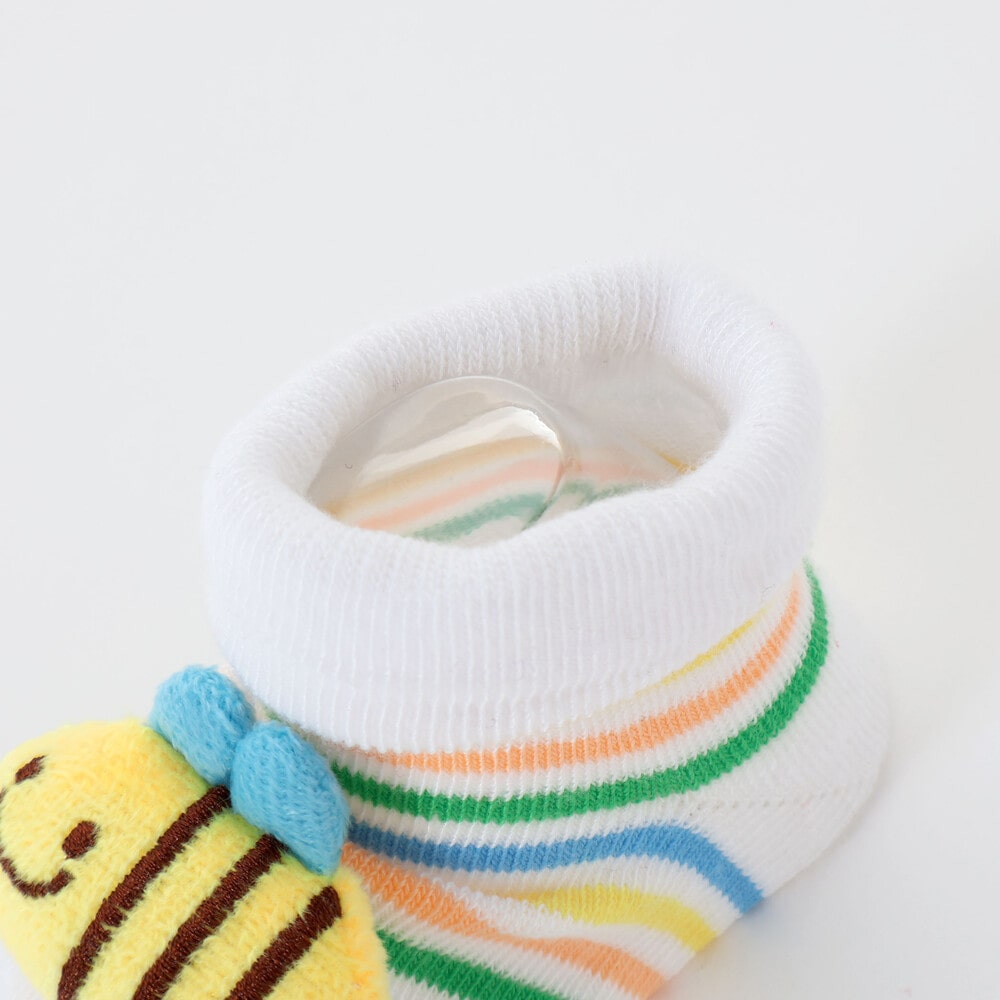 イチゴ・クマ・ハチモチーフ付きカップソックスベビー オフホワイト ワンサイズ