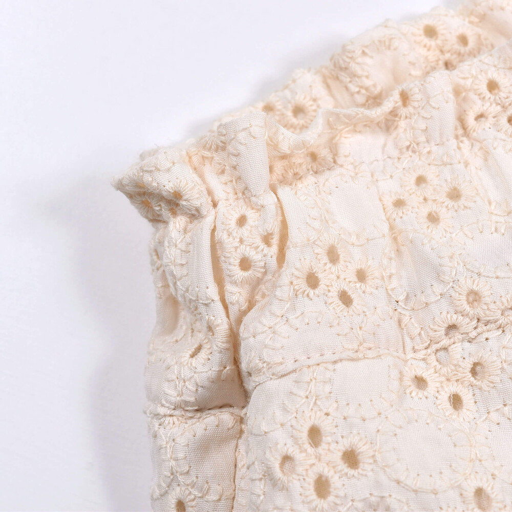 花柄 総刺繍 ショートパンツ (95~150cm)(95cm ホワイト系): ボトム-子供服べべの公式通販サイト 「BEBE MALL」