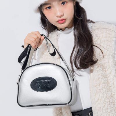 【 ニコ☆プチ 掲載 】エンボスミニボストンショルダーバッグ