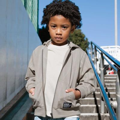 ムラ柄ロゴ刺しゅう・ボンディングパーカー(110~160cm)