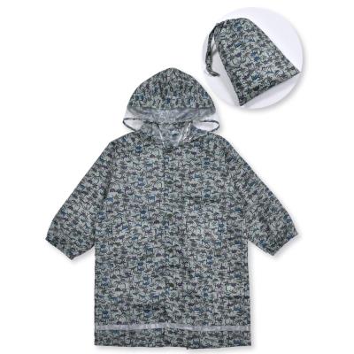 ケース付き 総柄 レインコート (95~135cm)