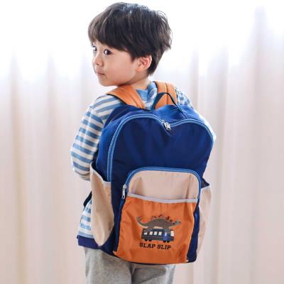恐竜モチーフポケット付きバイカラーリュック(M~L)