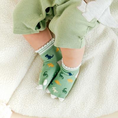 【新品未使用】【bebe rediction】ベビーカバーオール・ソックス 新品未使用】【bebe rediction】ベビーカバーオール・ソックス
