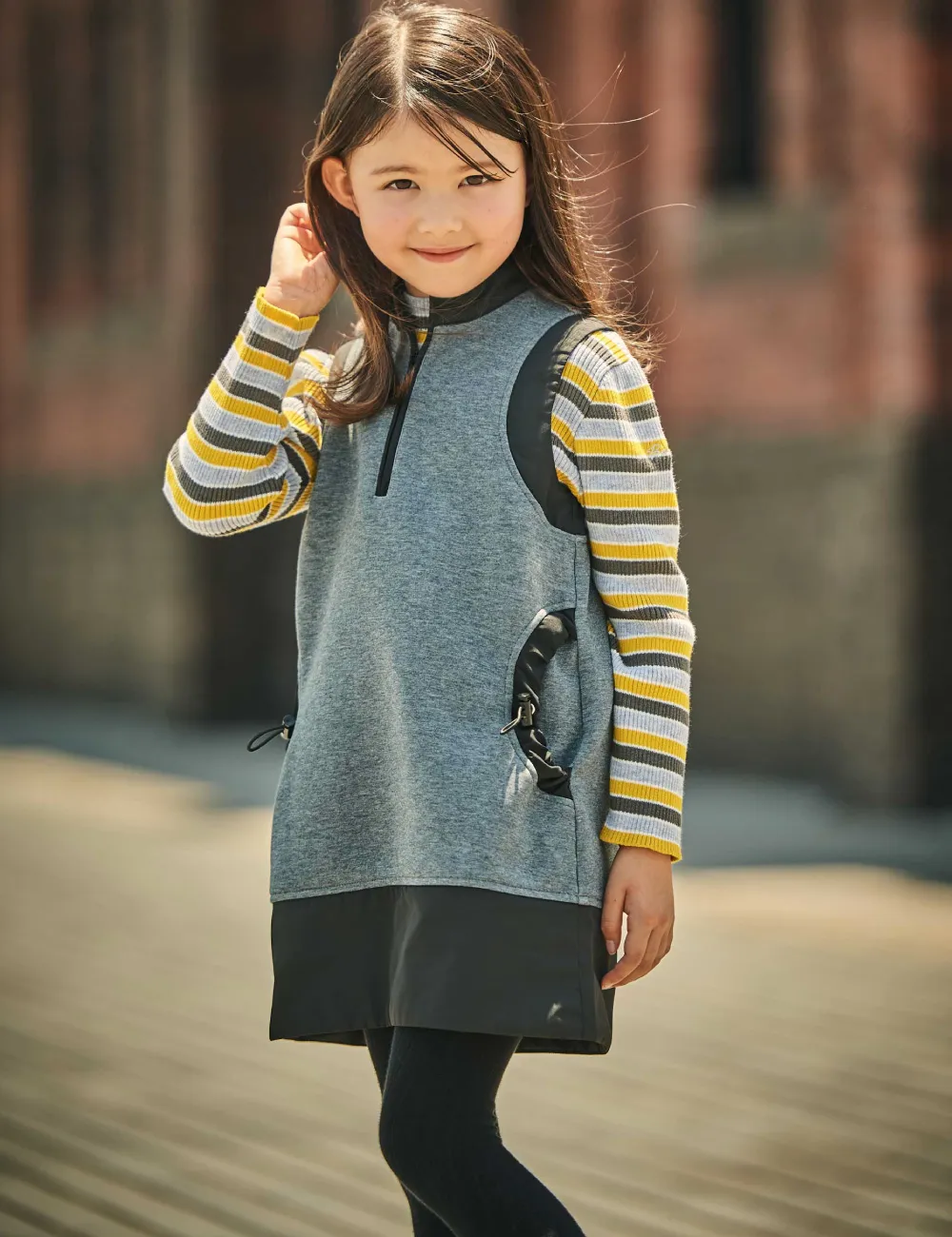 【Look 01】べべ アーカイブ復刻 2025 AW コレクションのスタイリング画像