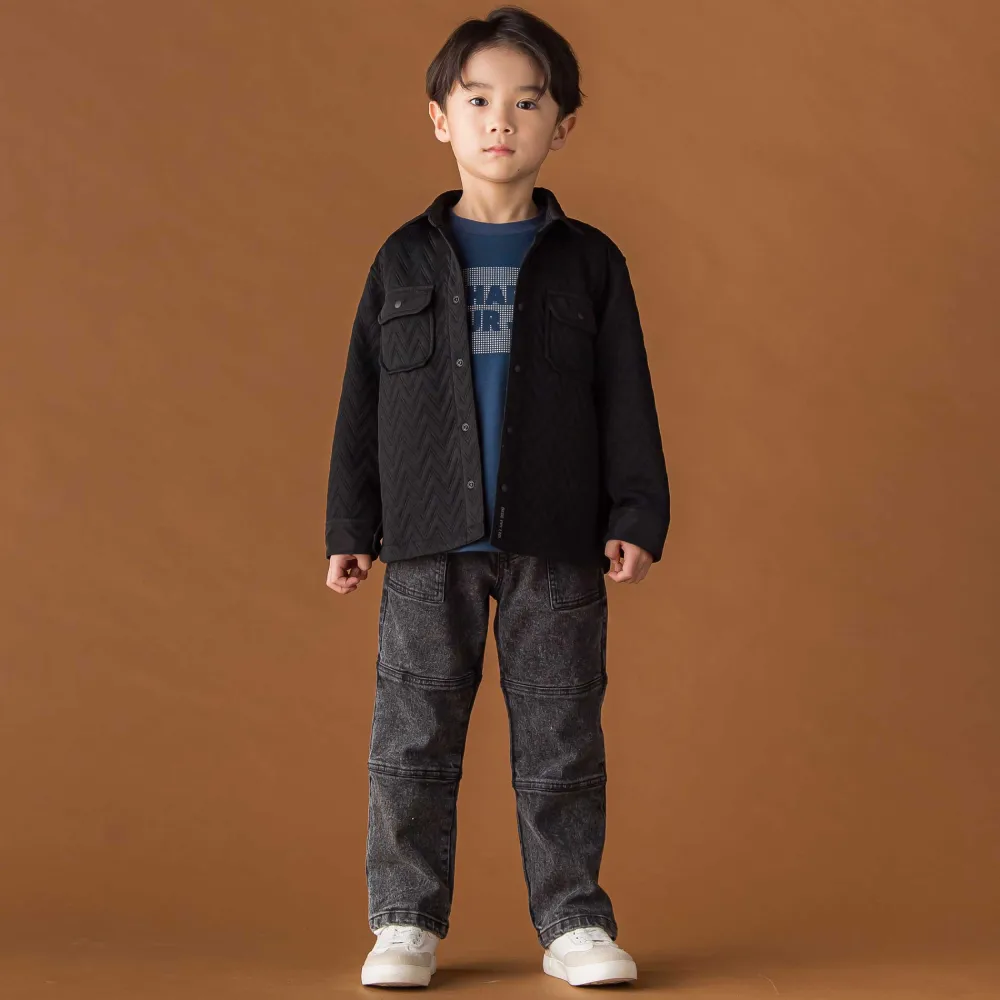 【BOY’S STYLE.1】ジグザグキルトジャケットと切り替えストレッチデニムパンツのスタイリッシュスタイル