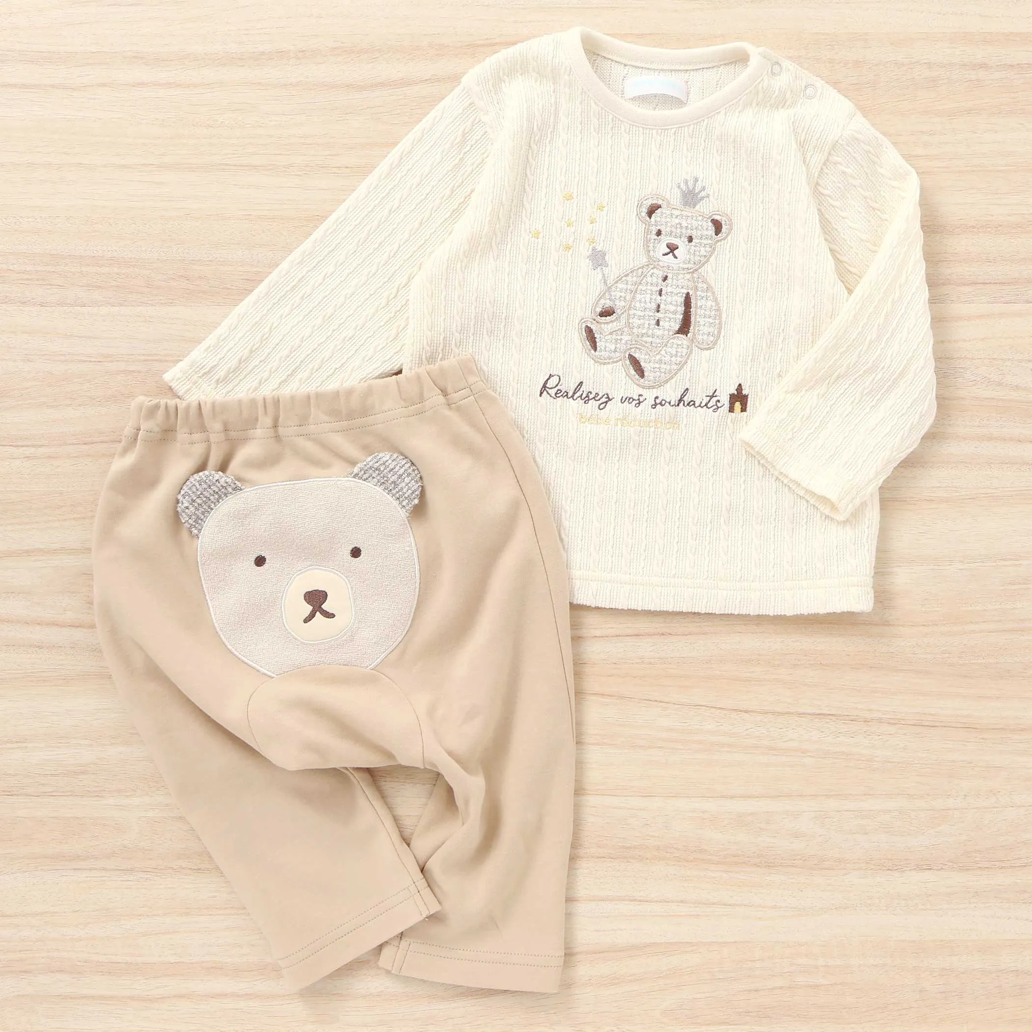 予算8000円～15000円: ルダクティオンのキャラクター「ルウちゃん」Tシャツとパンツのセットアップ