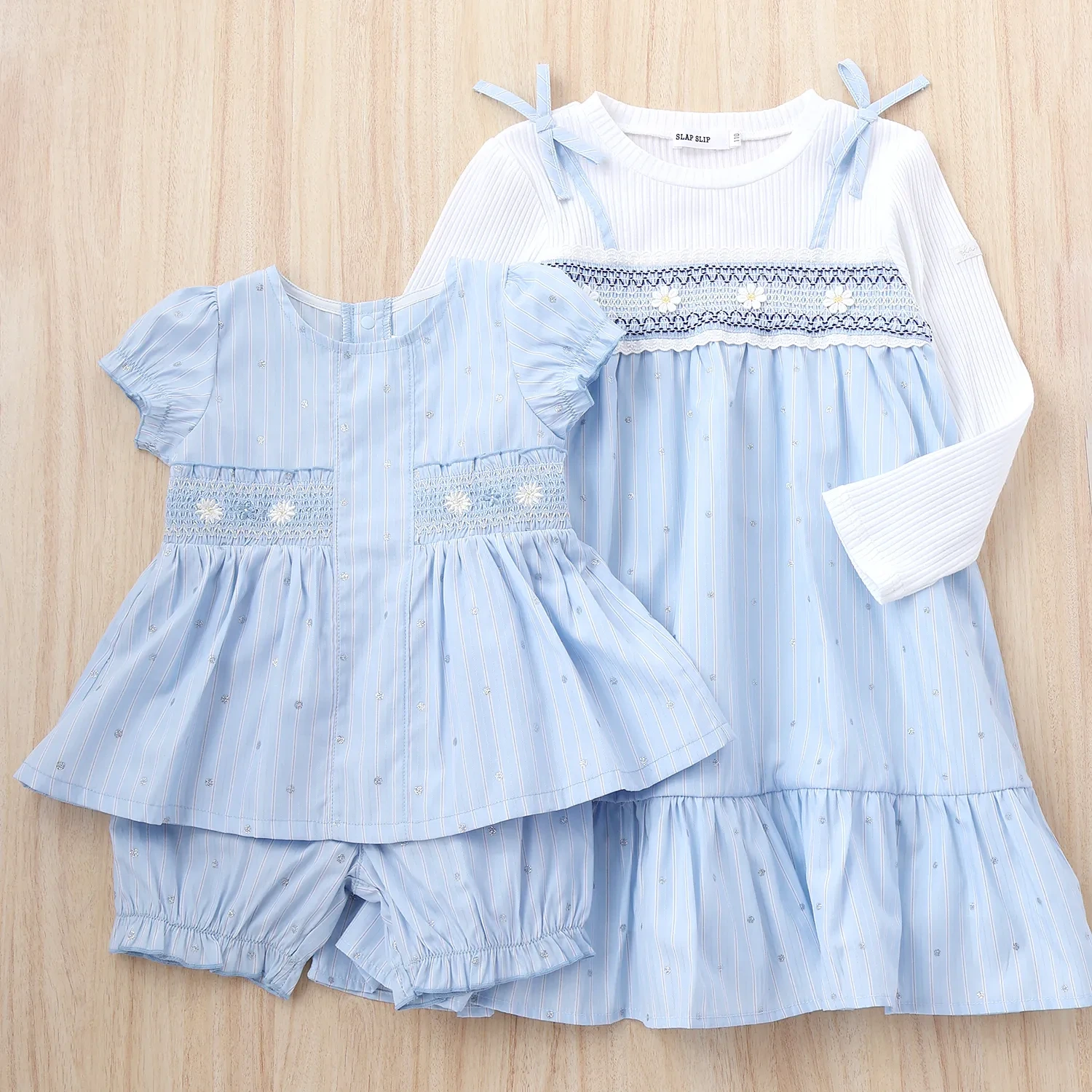 スモッキング刺繍が品良くオシャレなリンクコーデギフト