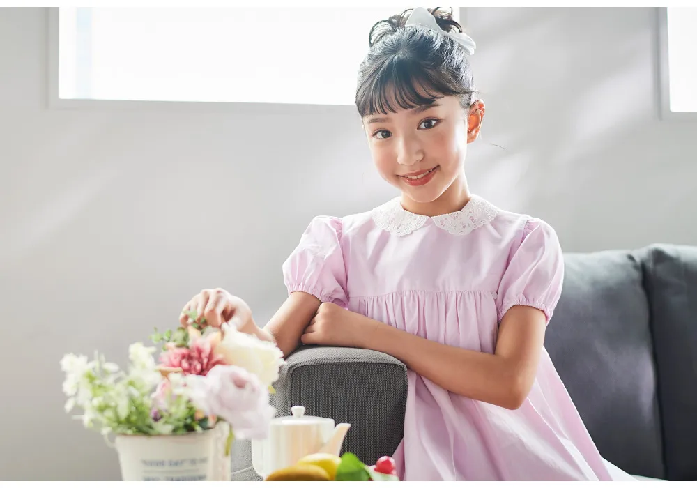 Tartine et Chocolat 2026年春夏 リリアナちゃん着用 メインビジュアル