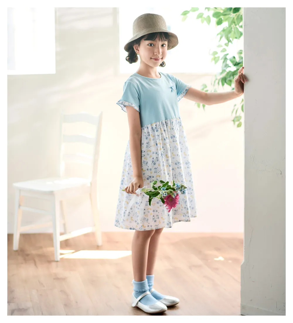 リリアナちゃん着用 BeBe春夏セットアップスタイル1