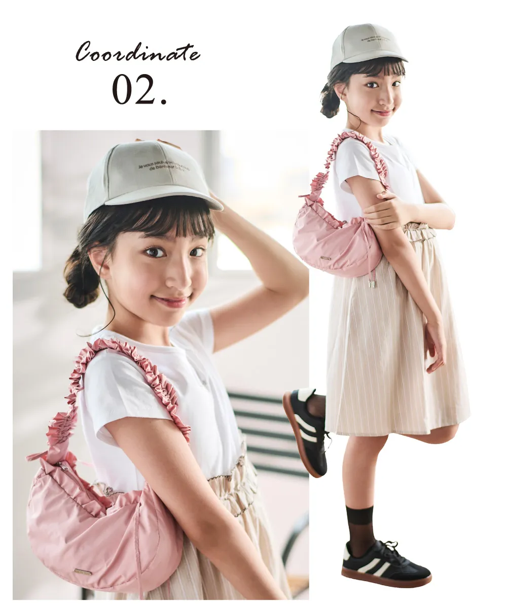 リリアナちゃん着用 BeBeトップスセットとパンツのコーディネート2