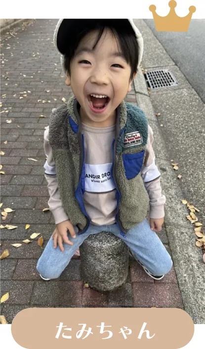 キッズモデルチャレンジ ベストスナップ5：女の子のモノトーンコーディネート