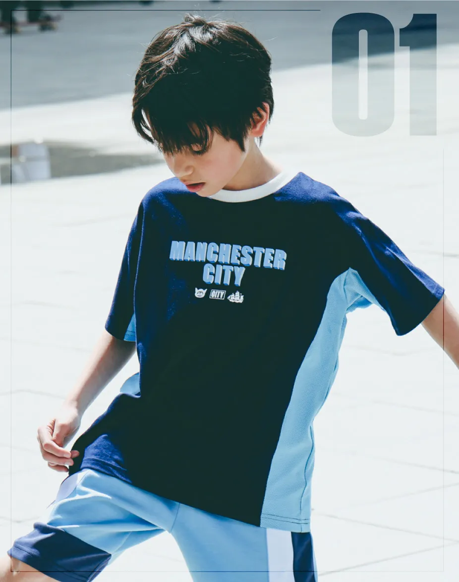 マンチェスター・シティFC公式ロゴ入り脇メッシュTシャツのモデル着用イメージ