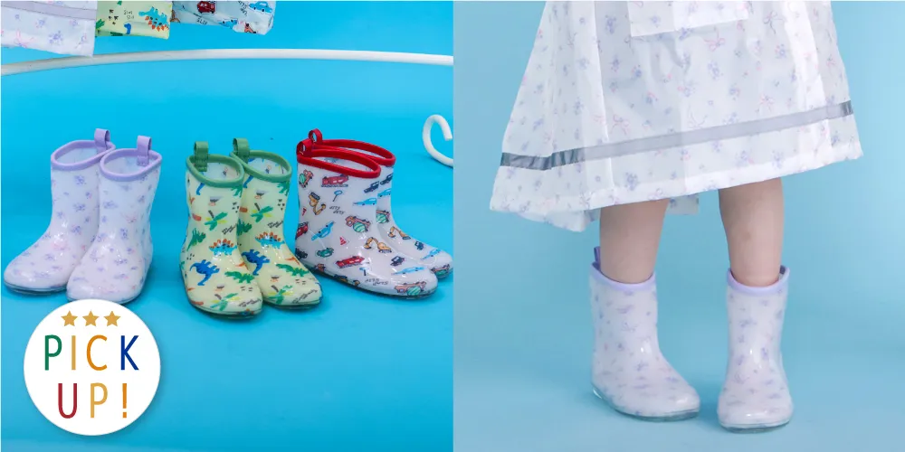 レインブーツは継ぎ目のないクリアラバータイプ