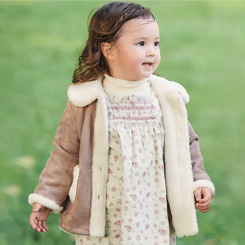 Tartine et Chocolat タルティーヌエショコラ シンプルデザインコート