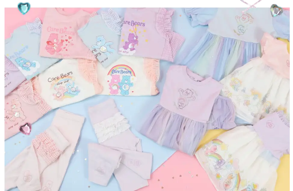 SLAP SLIP（スラップスリップ）ケアベアコラボ：子供が着用するハッピーカラーのTシャツ