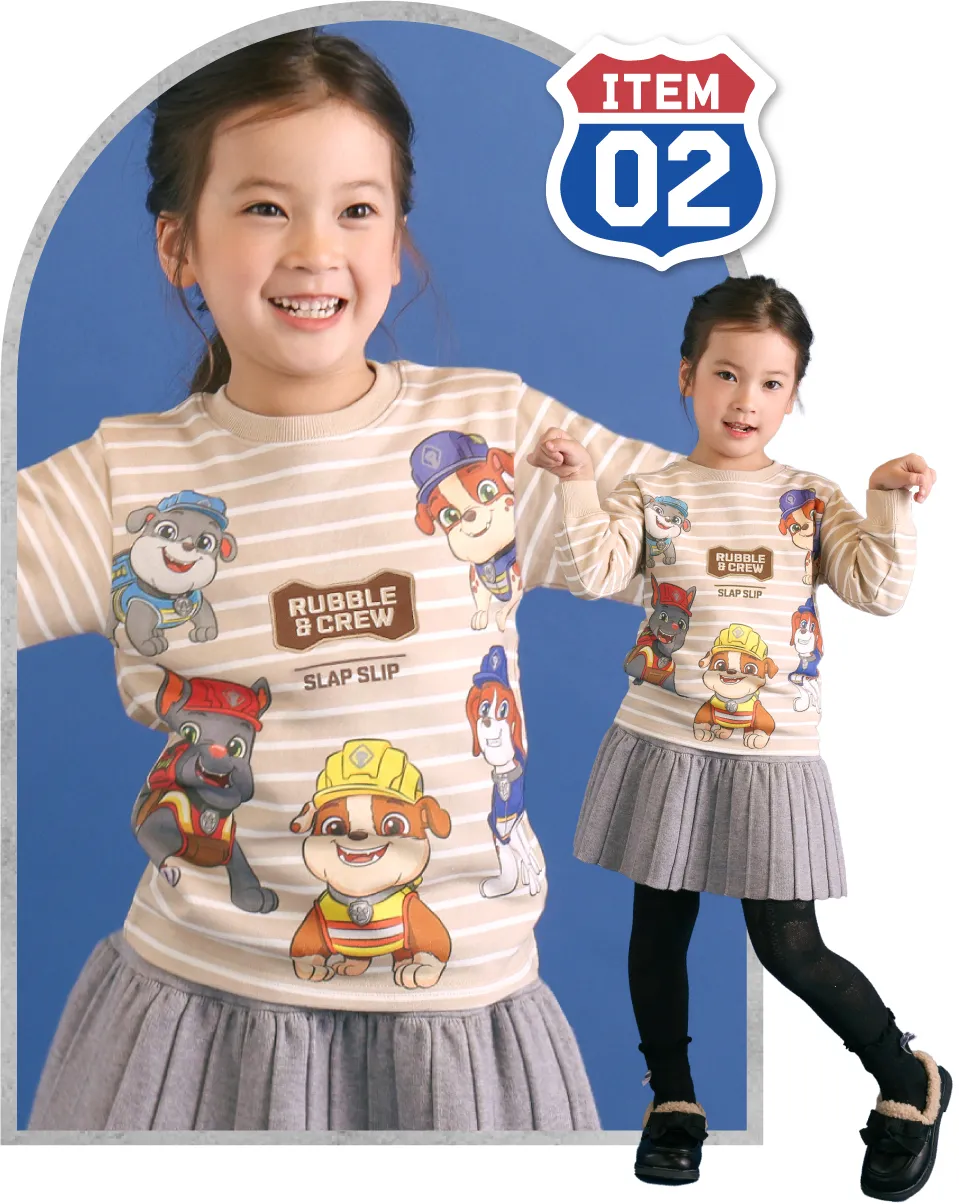 SLAP SLIP パウ・パトロール ラブル＆クルー ビッグプリントトレーナーを着用した子供