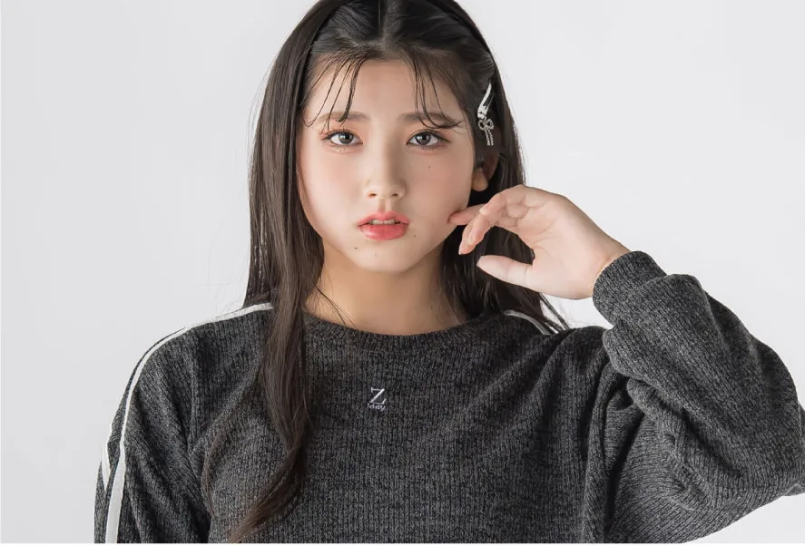 ZIDDY新モデル ひなきが着こなす2026年春夏ファッションコーディネート