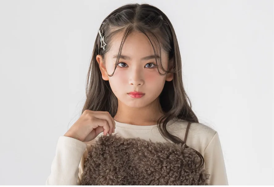 ZIDDY新モデル めいが着こなす2026年春夏ファッションコーディネート